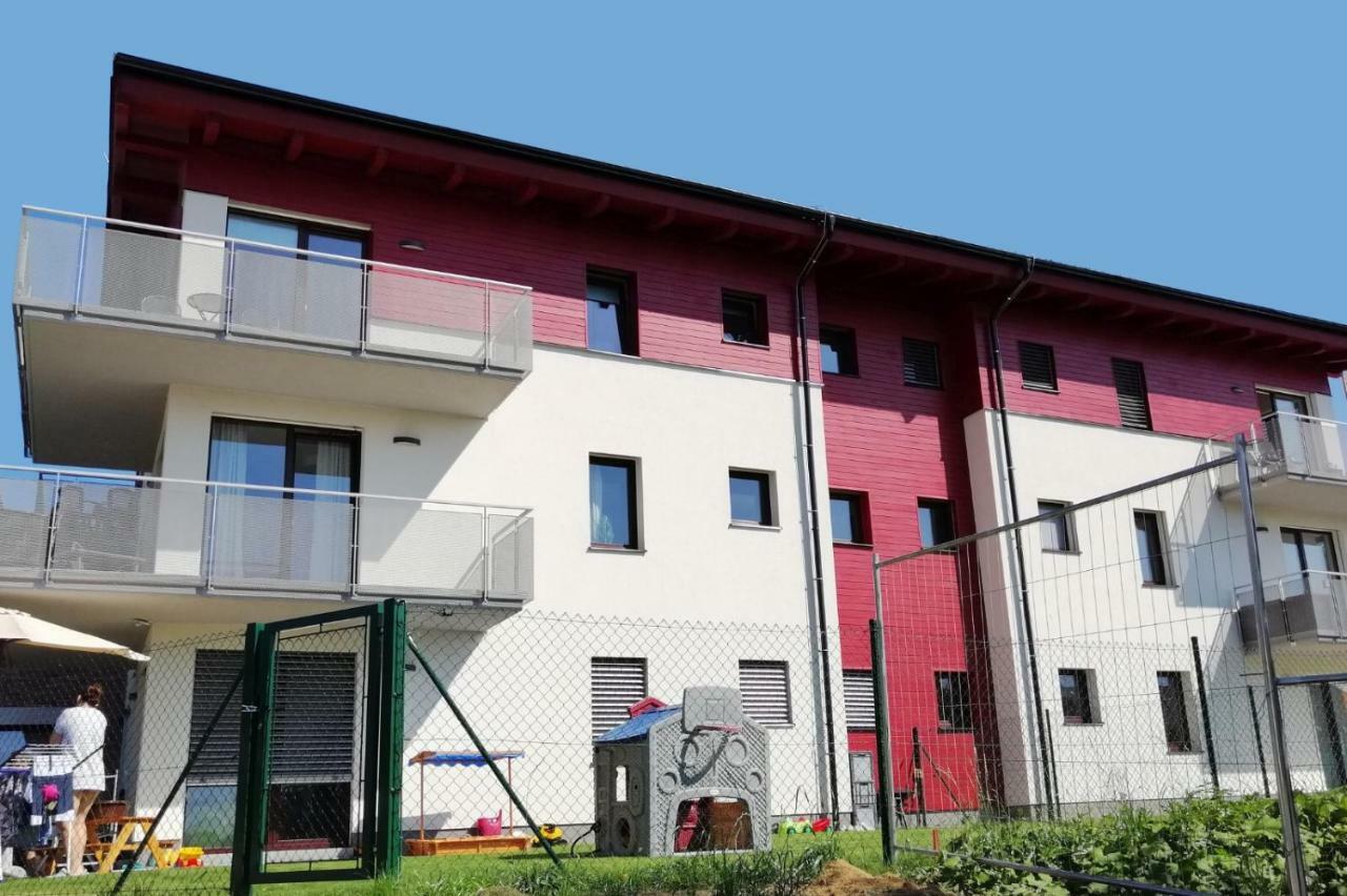 Apartman Dara Lipno nad Vltavou Exteriör bild